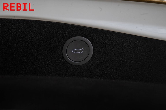 Tesla Model 3 26 of 27