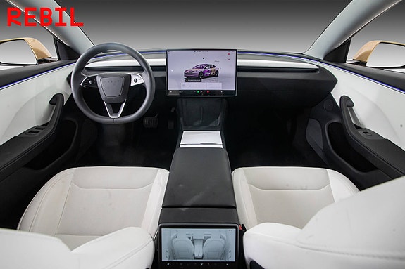 Tesla Model 3 11 of 27