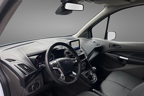 Ford Transit Connect 10 of 30
