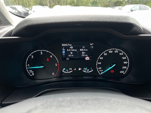 Ford Transit Connect 17 of 30