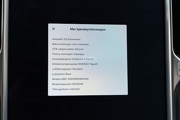 Tesla Model X 26 of 30