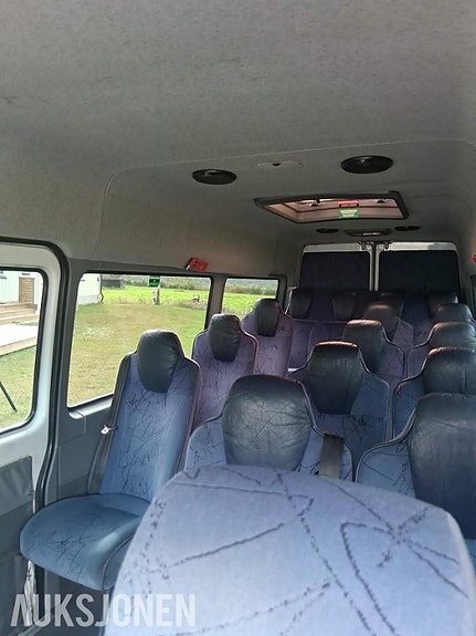 Mercedes-Benz Sprinter 12 of 30