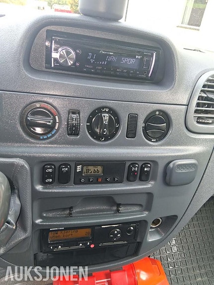 Mercedes-Benz Sprinter 9 of 30