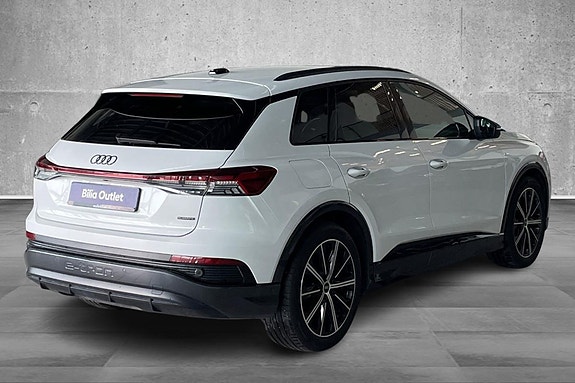 Audi Q4 e-tron 3 of 24
