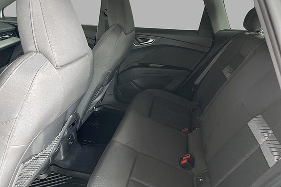 Audi Q4 e-tron 20 of 24
