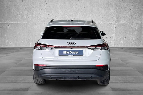 Audi Q4 e-tron 9 of 24