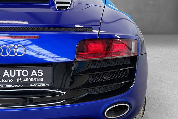 Audi R8 12 of 30