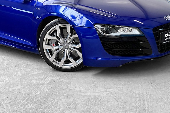 Audi R8 7 of 30