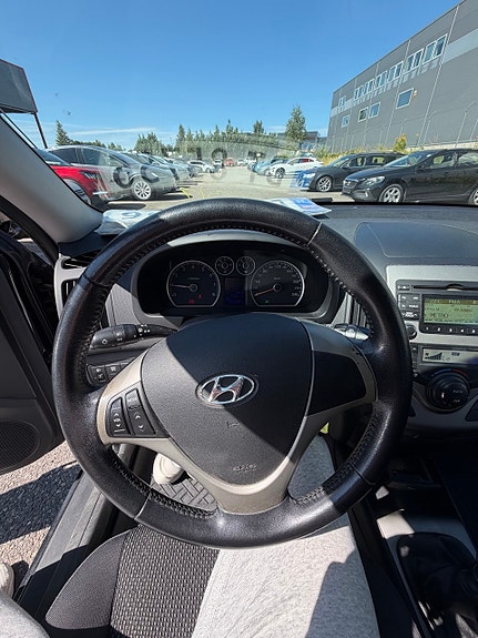 Hyundai i30 7 of 10