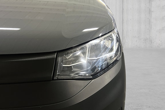 Volkswagen Caddy 12 of 26
