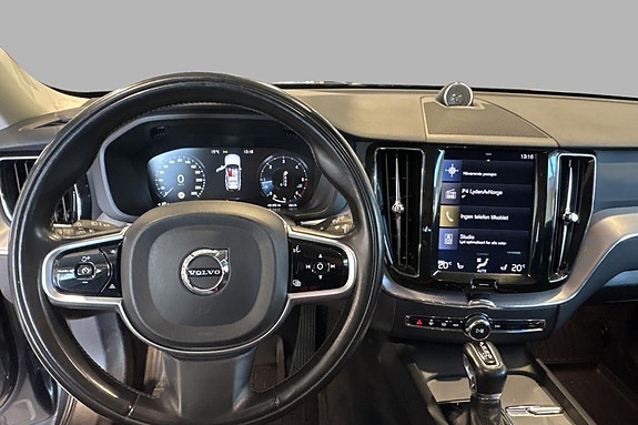 Volvo XC60 9 of 23