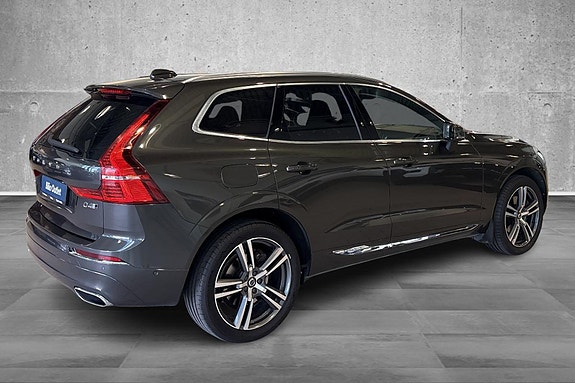 Volvo XC60 5 of 23