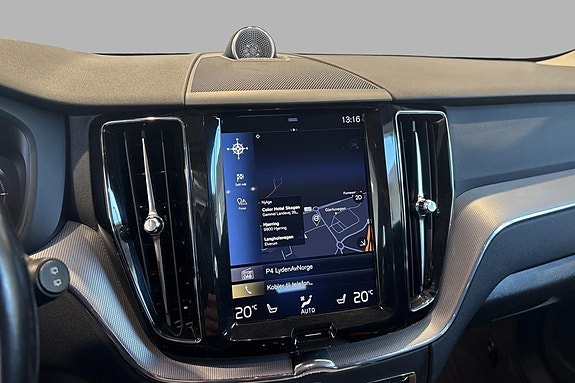 Volvo XC60 17 of 23