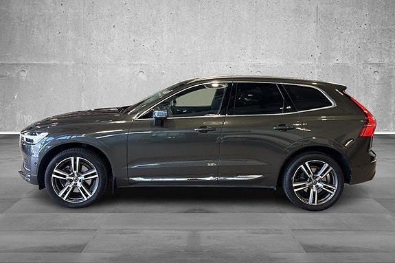 Volvo XC60 2 of 23