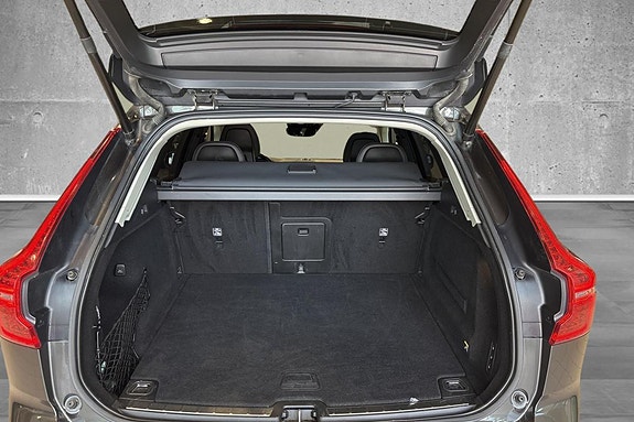 Volvo XC60 23 of 23