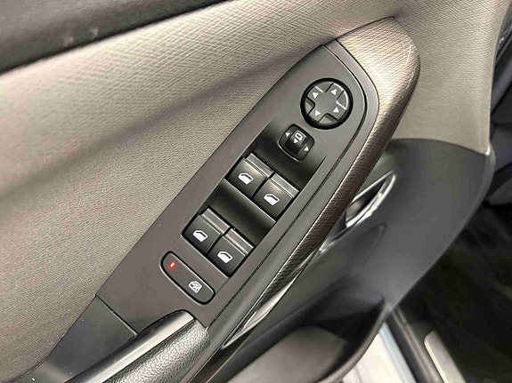 Citroen Grand C4 Picasso 27 of 30