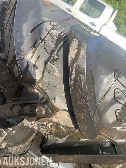 Goodyear på felg 18.4-38 11 of 16