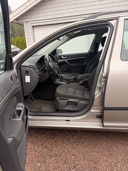 Skoda Octavia 21 of 30