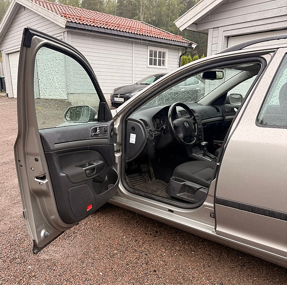 Skoda Octavia 19 of 30