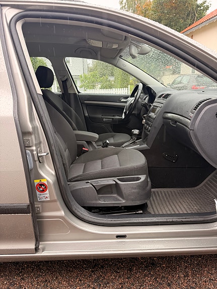 Skoda Octavia 11 of 30