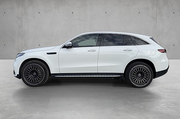 Mercedes-Benz EQC400 14 of 29