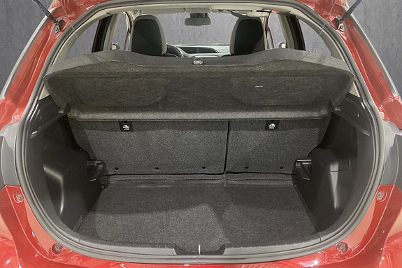 Toyota Yaris 17 of 18