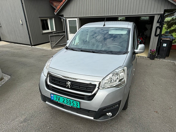 Peugeot Partner 3 of 16