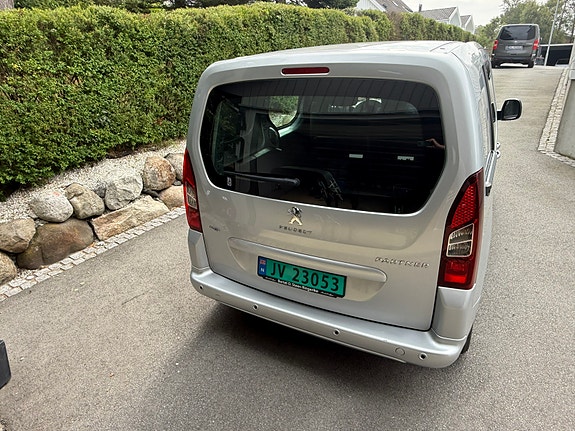 Peugeot Partner 4 of 16