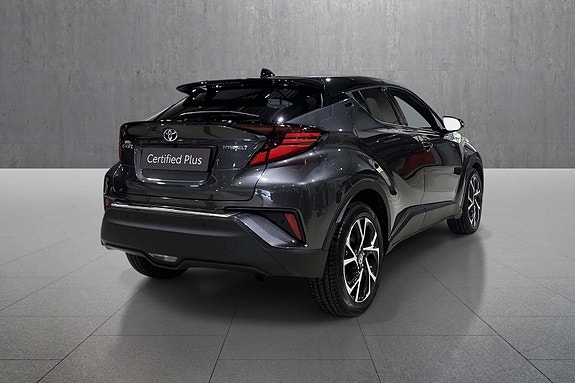 Toyota C-HR 5 of 18