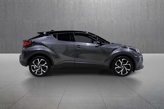 Toyota C-HR 6 of 18