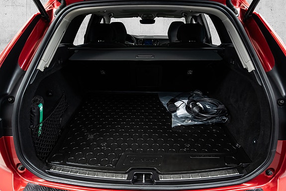 Volvo XC60 9 of 30