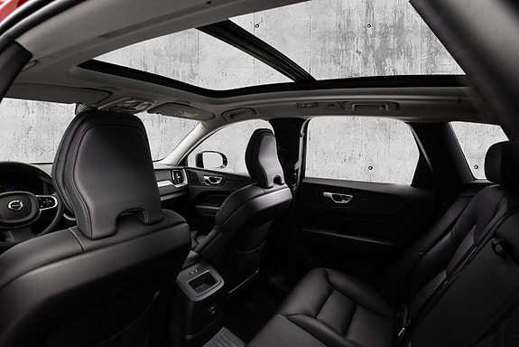Volvo XC60 27 of 30