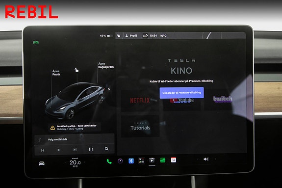 Tesla Model 3 18 of 26
