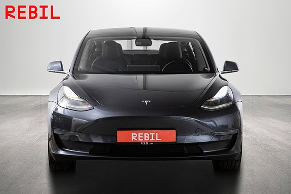 Tesla Model 3 3 of 26