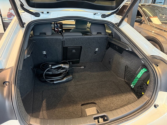 Polestar 2 8 of 15