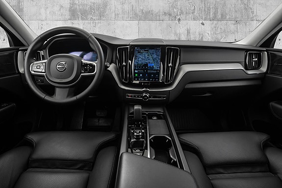 Volvo XC60 25 of 30