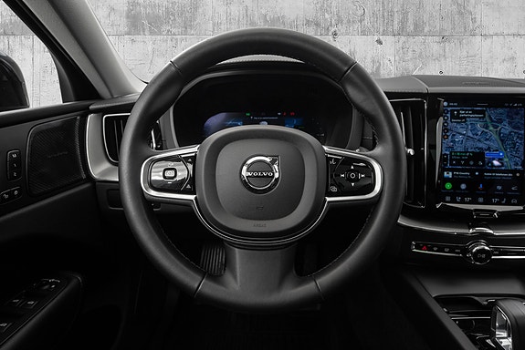 Volvo XC60 26 of 30