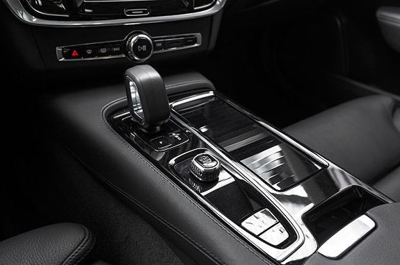 Volvo V90 13 of 30