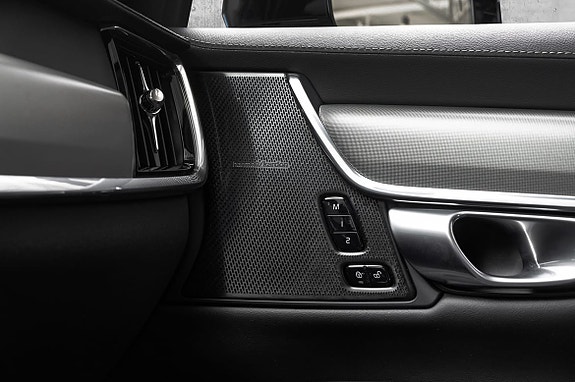 Volvo V90 14 of 30