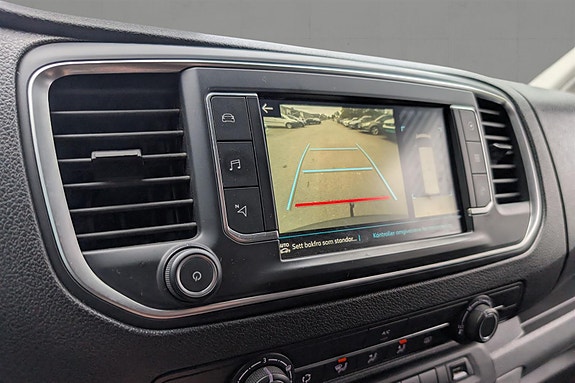 Peugeot e-Expert 15 of 21