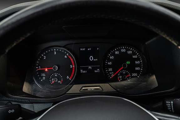 Volkswagen Crafter 13 of 27
