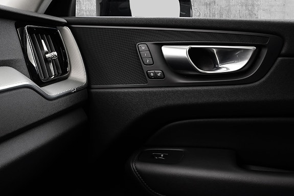 Volvo XC60 20 of 30