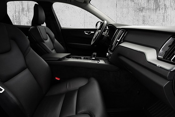 Volvo XC60 29 of 30
