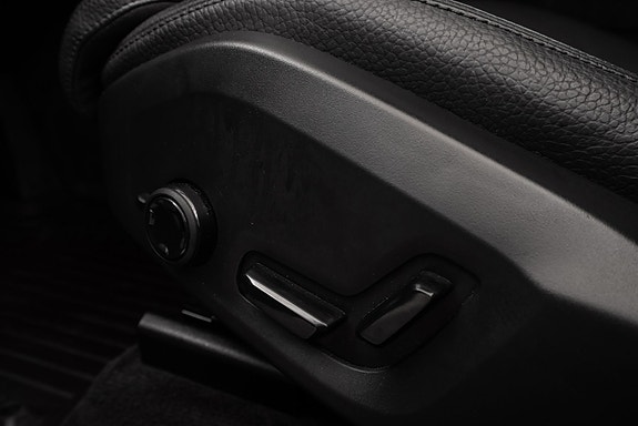 Volvo XC60 21 of 30
