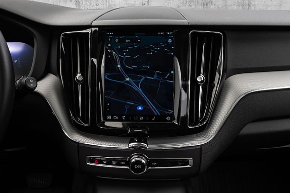 Volvo XC60 17 of 30