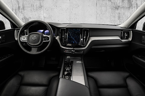 Volvo XC60 24 of 30