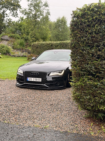 Audi A7 2 of 28