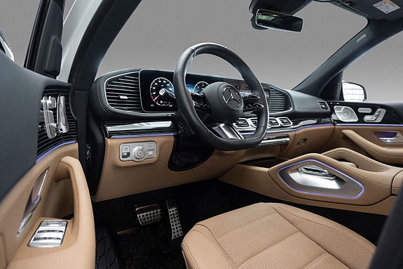 Mercedes-Benz GLS450 d 14 of 29