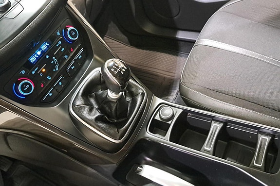 Ford C-Max 14 of 28