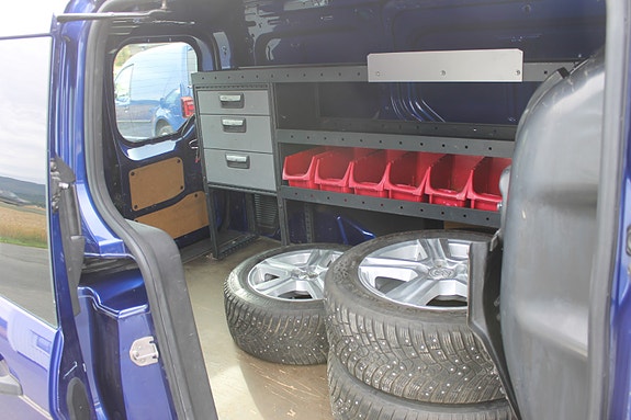 Ford Transit Connect 8 of 11